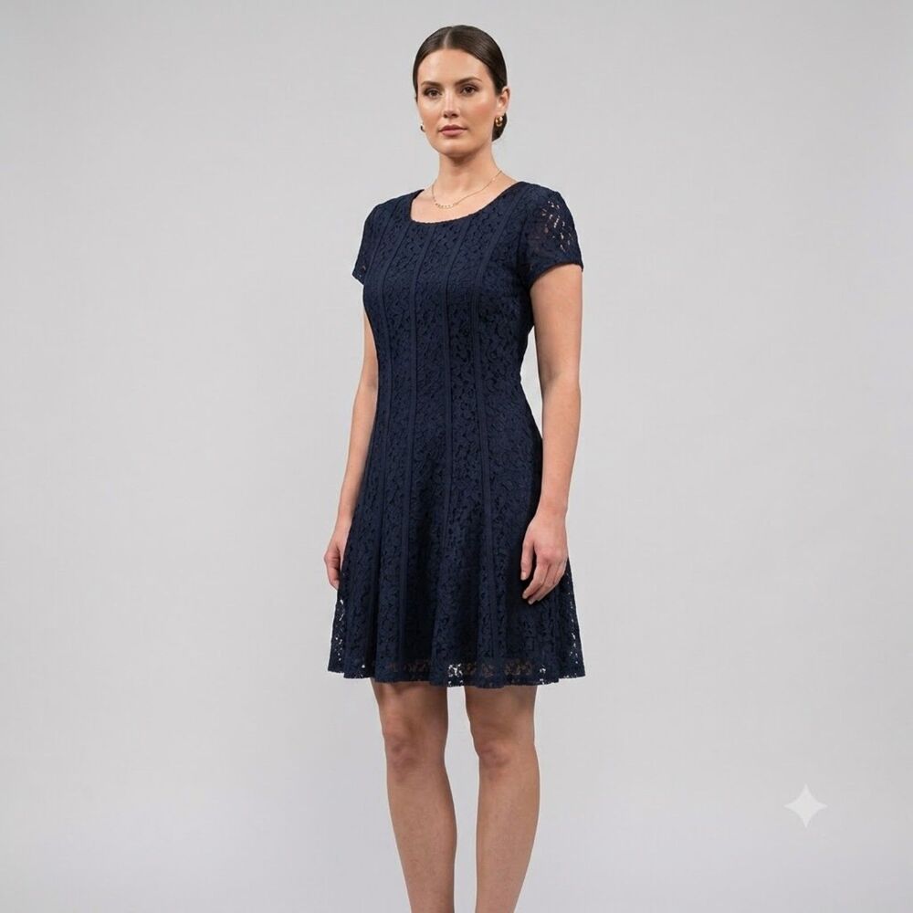 Sandra Darren dress lace eyelet fitted cocktail dress 10 m navy blue summer